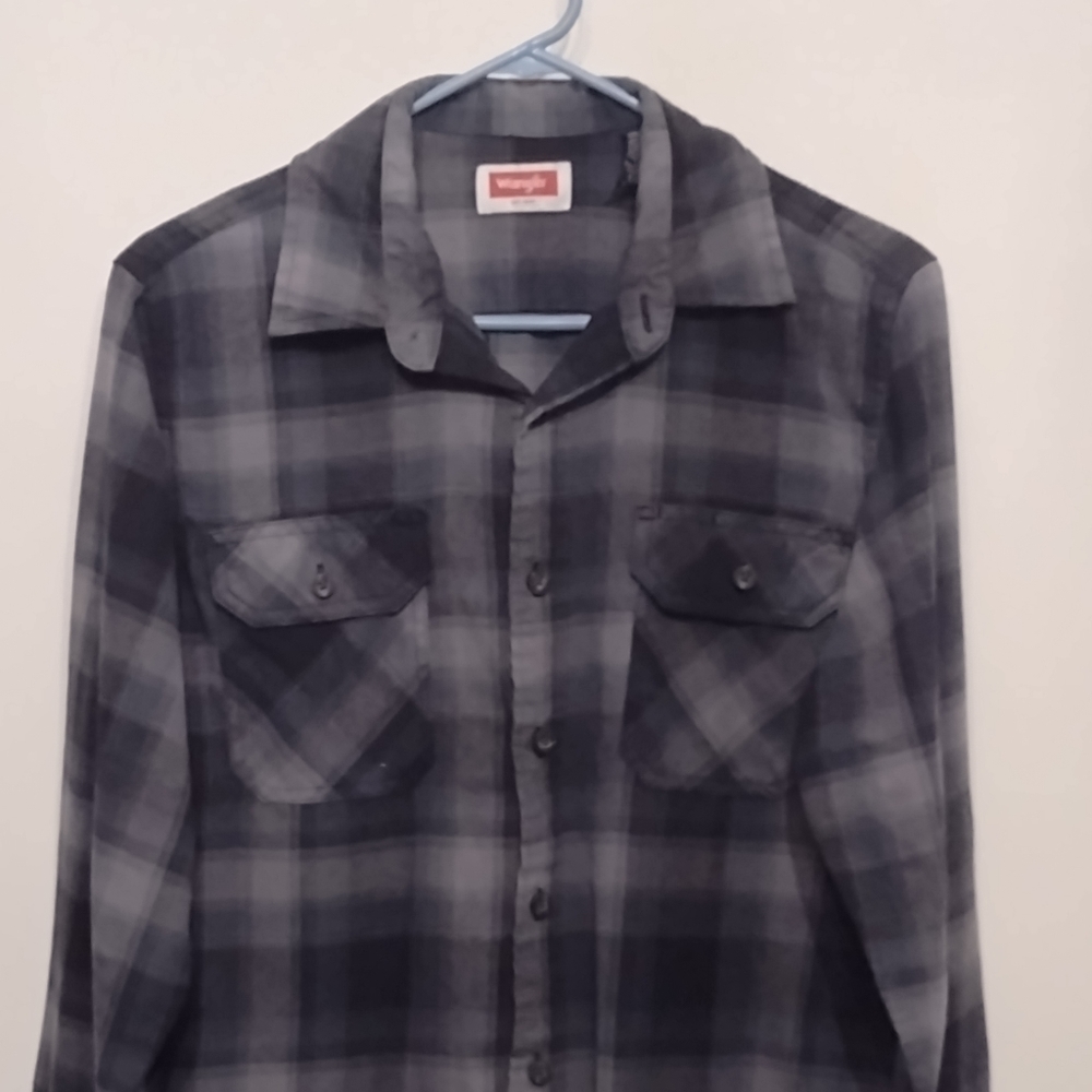Wrangler men's shirts